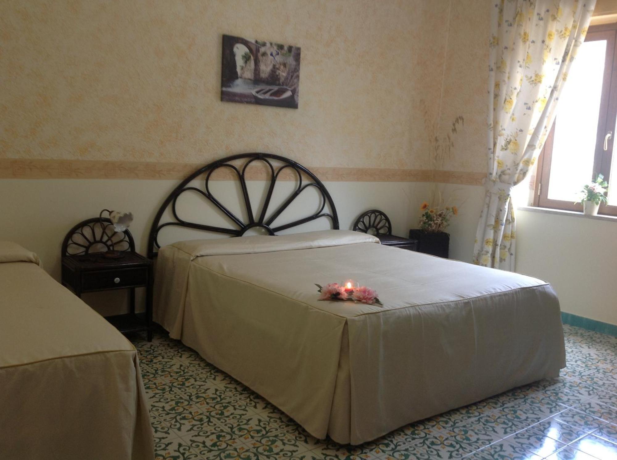 Fico D'India Relais Hotel Furore Room photo